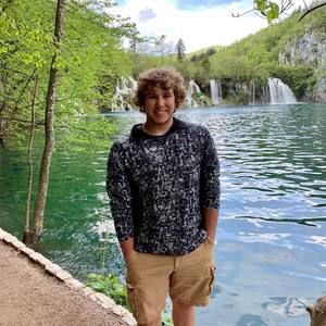 Meet your Posher, Dillon